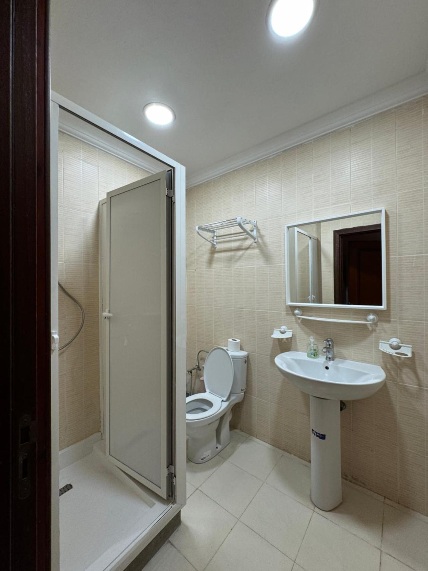Suitouiss - Agdal 2 - Appartement A 2 Minutes De La Gare De Train Tgv Rabat Esterno foto