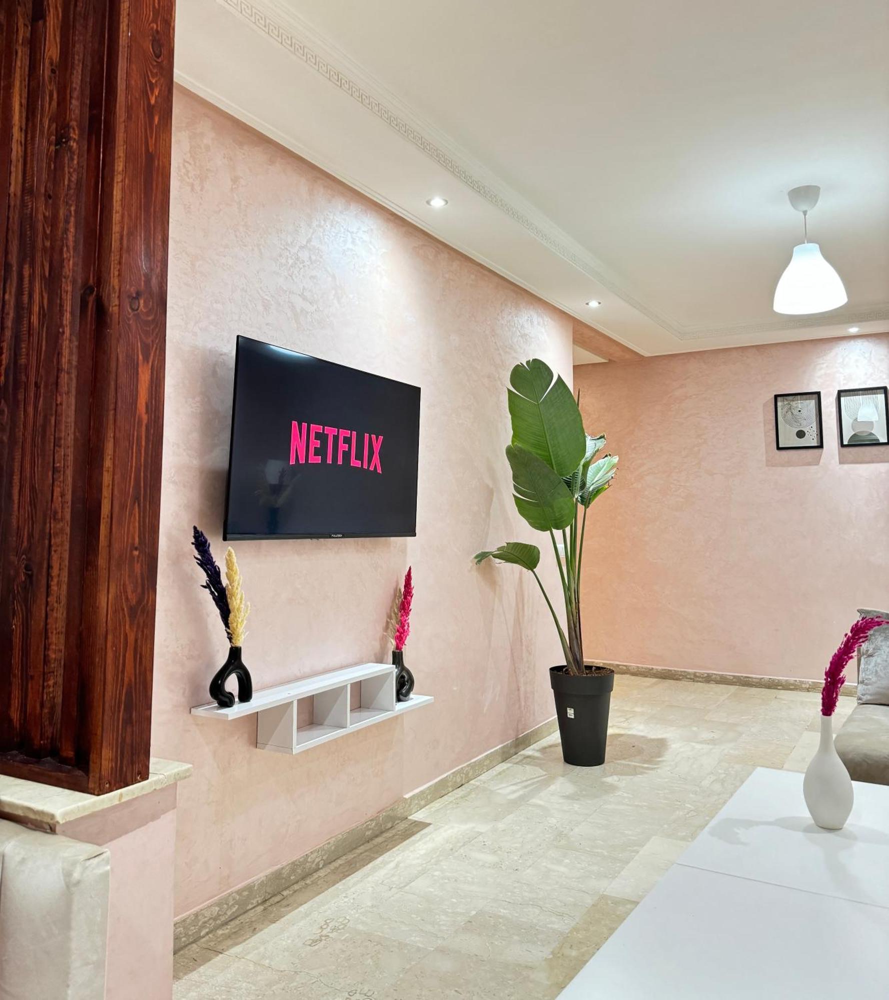 Suitouiss - Agdal 2 - Appartement A 2 Minutes De La Gare De Train Tgv Rabat Esterno foto