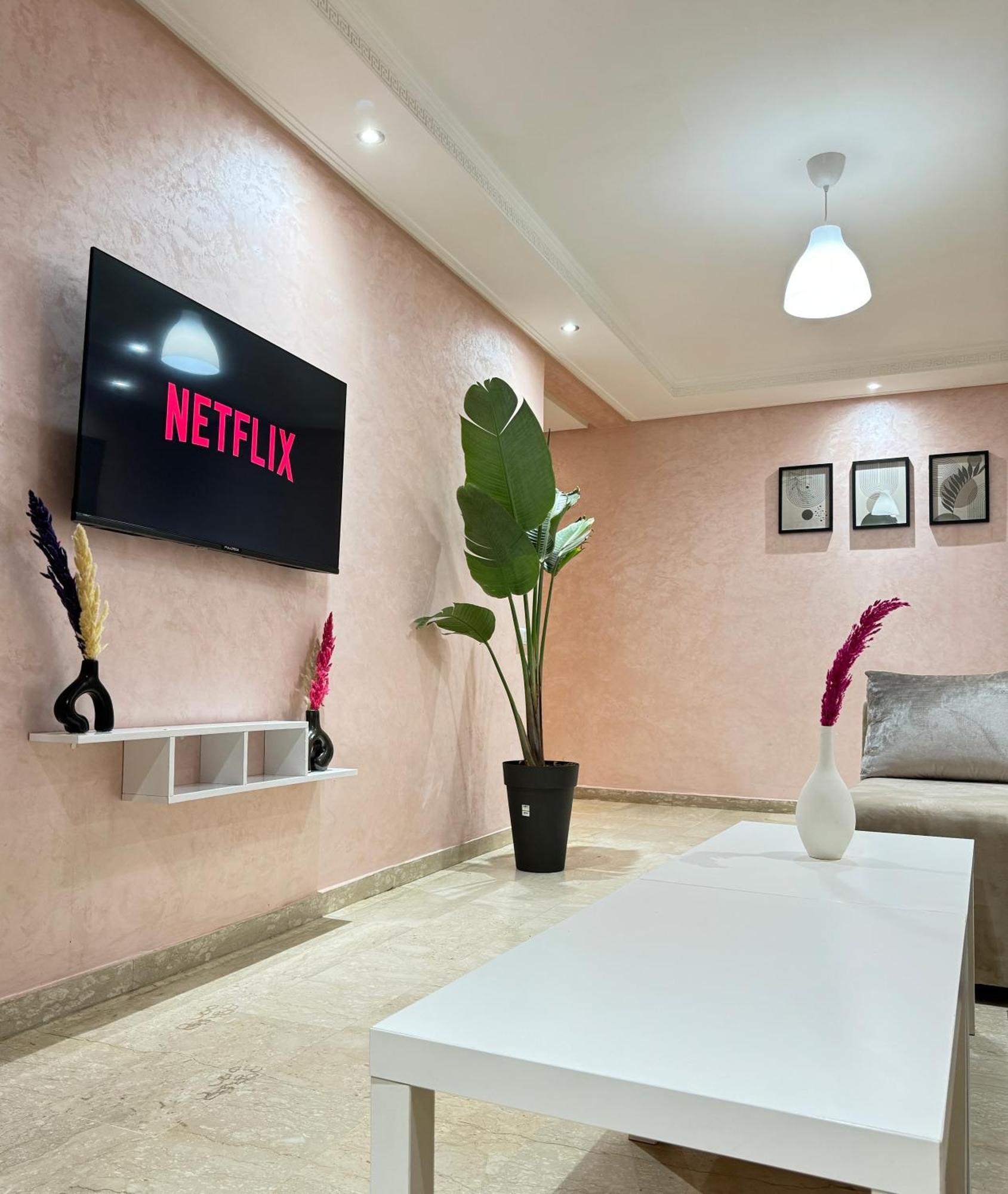 Suitouiss - Agdal 2 - Appartement A 2 Minutes De La Gare De Train Tgv Rabat Esterno foto
