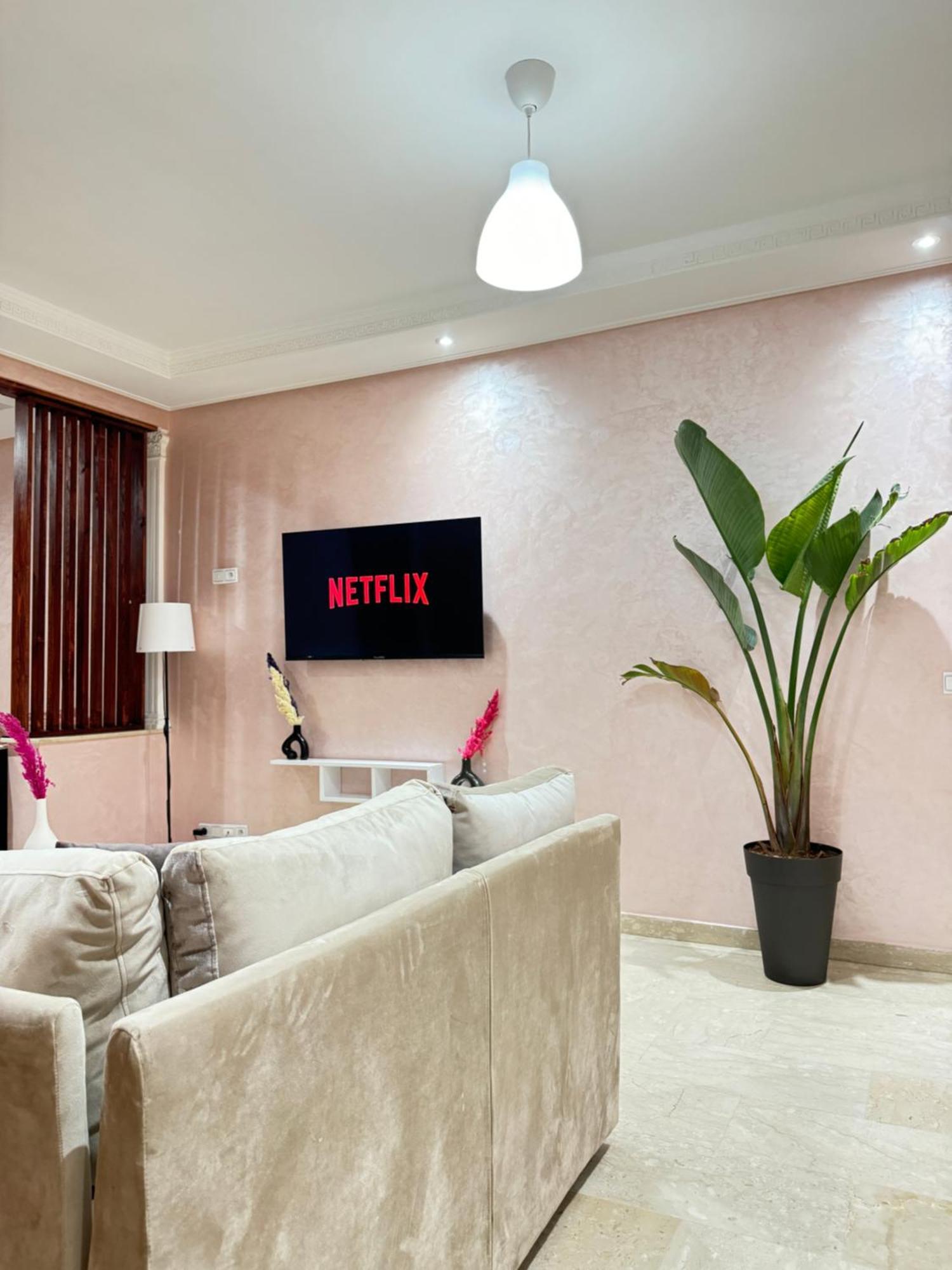 Suitouiss - Agdal 2 - Appartement A 2 Minutes De La Gare De Train Tgv Rabat Esterno foto