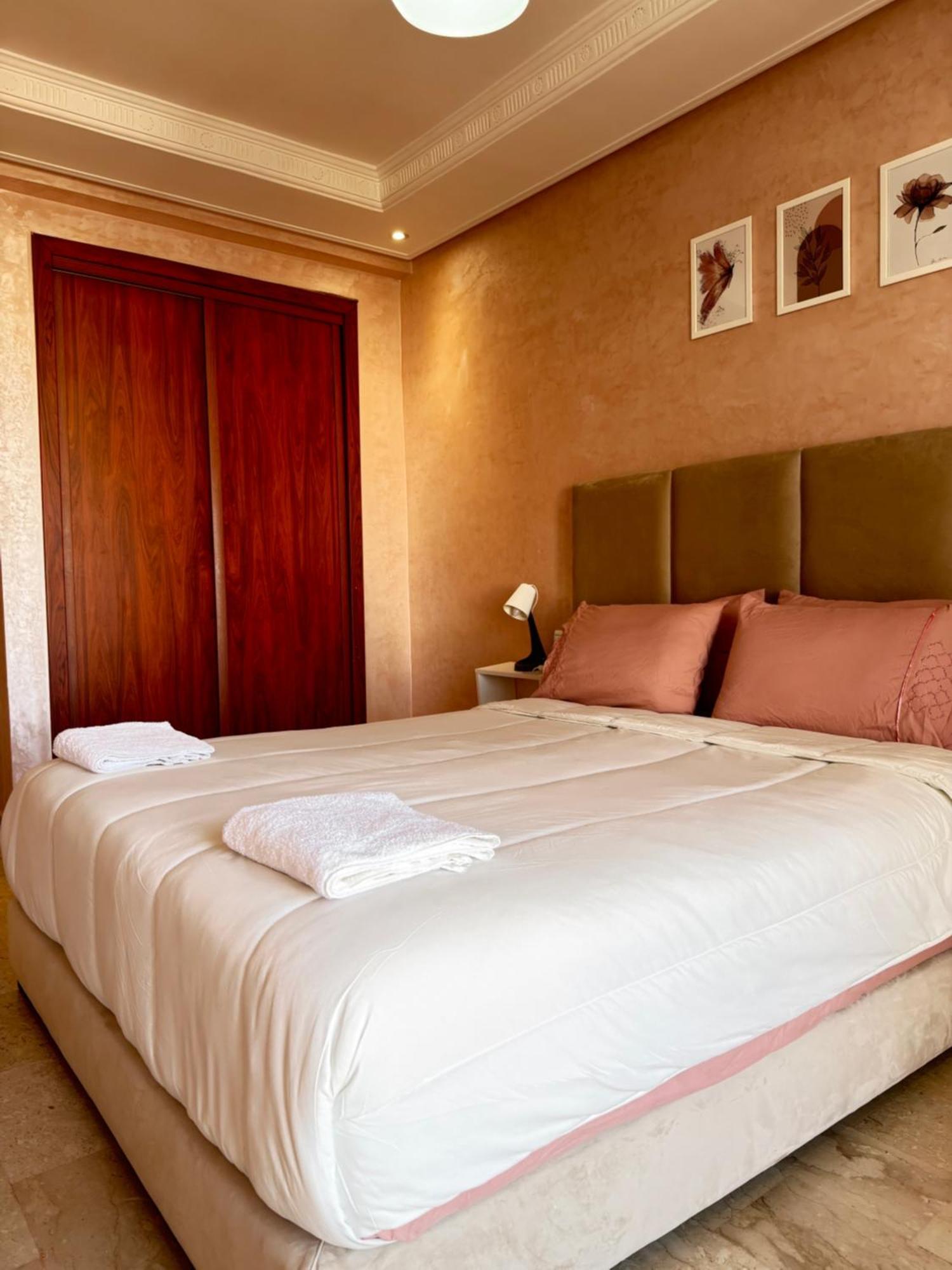 Suitouiss - Agdal 2 - Appartement A 2 Minutes De La Gare De Train Tgv Rabat Esterno foto