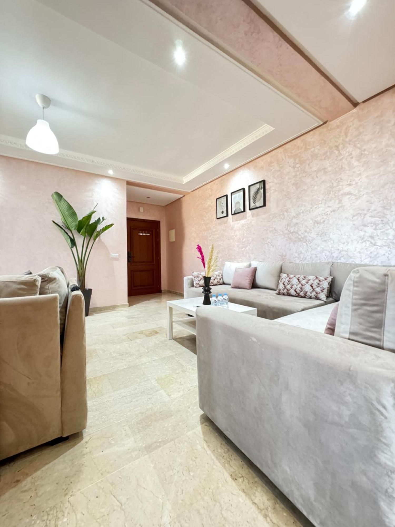 Suitouiss - Agdal 2 - Appartement A 2 Minutes De La Gare De Train Tgv Rabat Esterno foto
